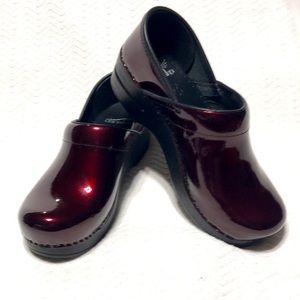 Dansko black cherry clog